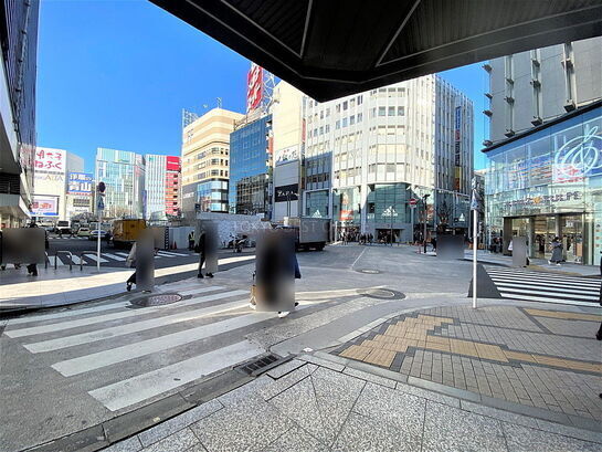 ビル周辺風景②