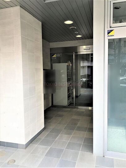 ビルエントランス③