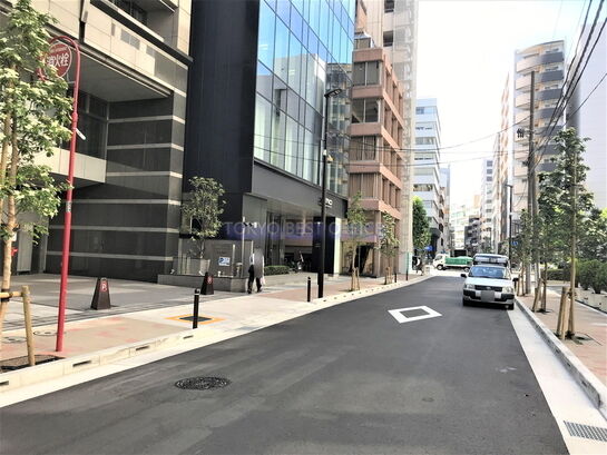 ビル周辺風景②