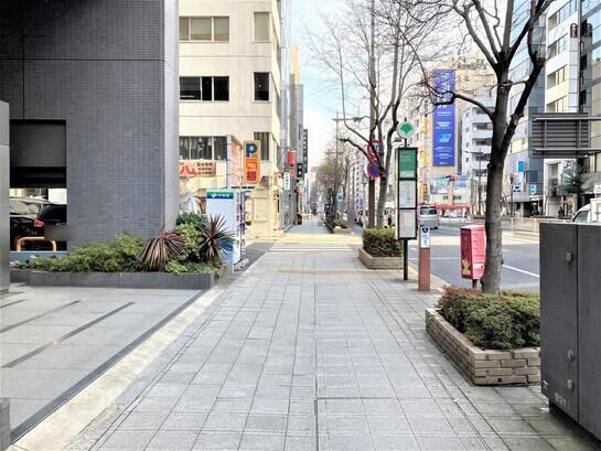 ビル周辺風景②