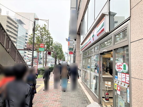 ビル周辺風景①