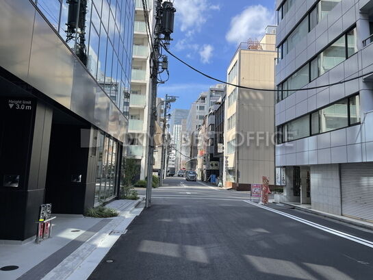 駐車場入口付近②