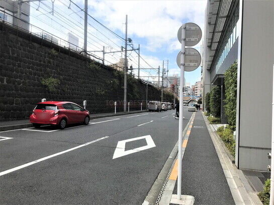 ビル周辺風景①