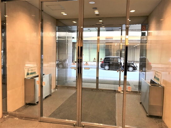 エントランスホール②