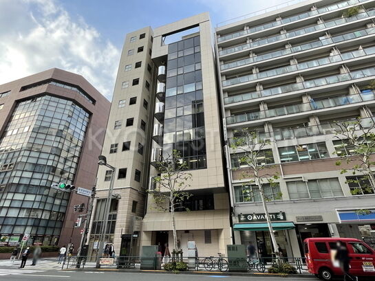 新宿御苑さくらビル 外観②