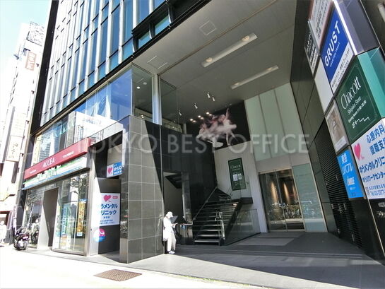 １階入り口付近