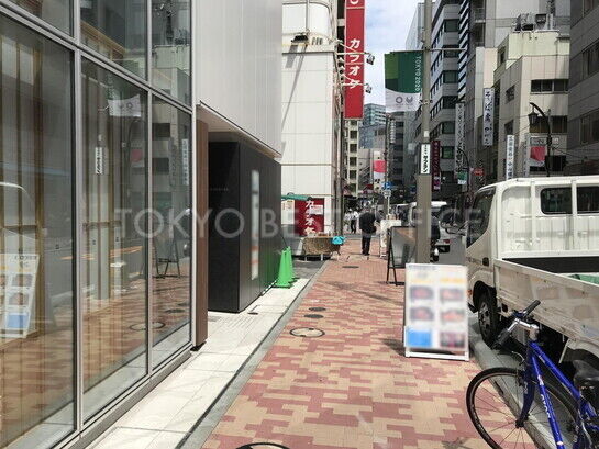 ビル周辺風景②
