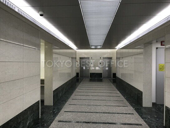 エントランスホール①