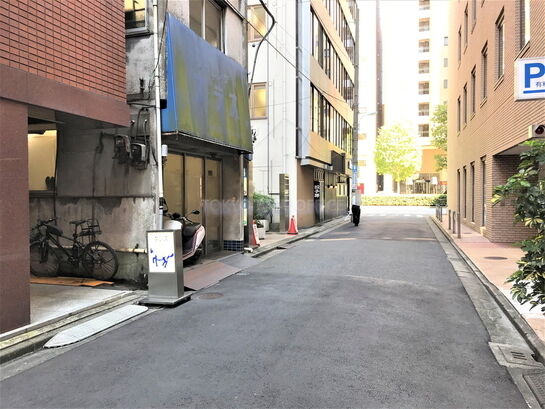 ビル周辺風景②