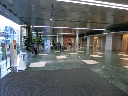 2階エントランスホール①