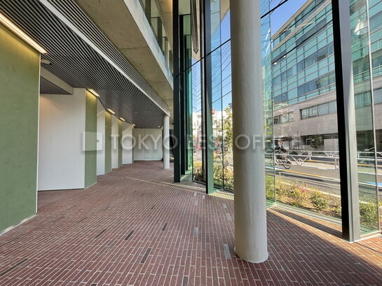 1Fエレベーターホール