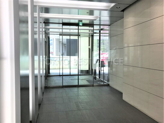 エントランスホール②