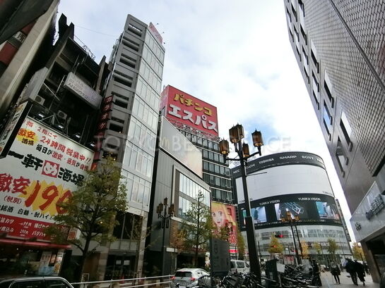 ビル周辺風景③