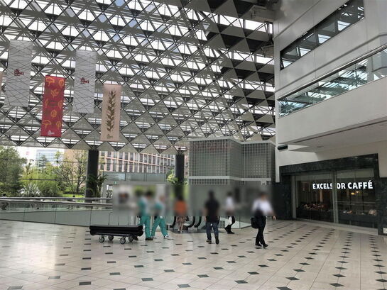 エントランスホール③