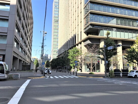 ビル周辺風景②