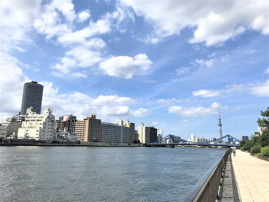 ビル周辺風景⑥