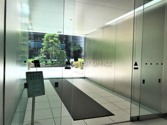 エントランスホール