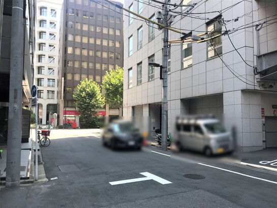 ビル周辺風景①