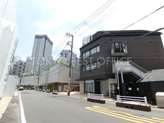 ビル周辺風景③