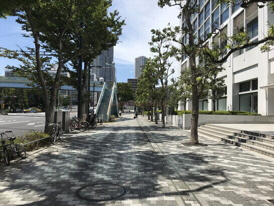 ビル周辺風景④