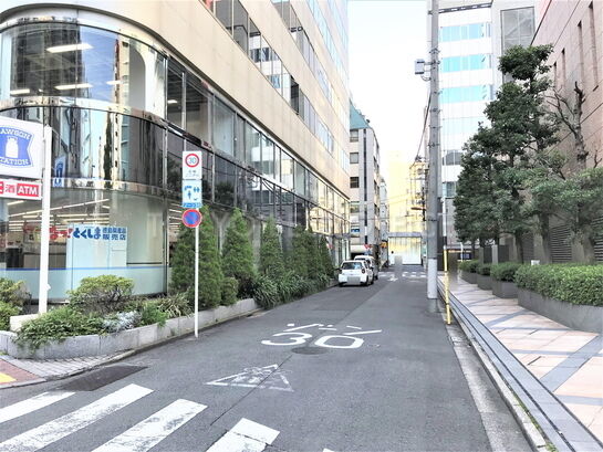 ビル周辺風景③
