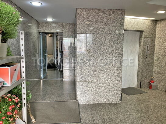 エントランスホール