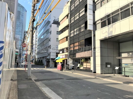 ビル周辺風景⑤