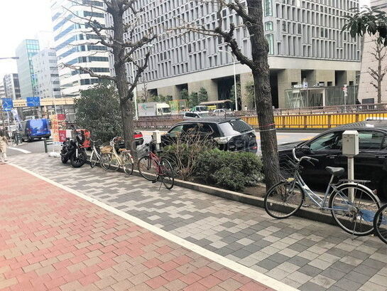 ビル周辺風景①