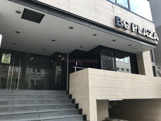 ビルエントランス①