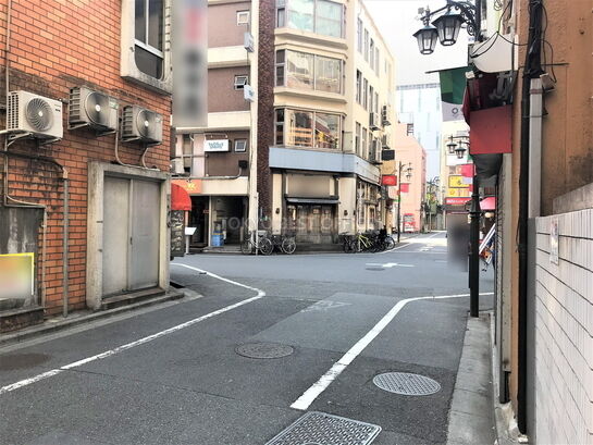 ビル周辺風景②