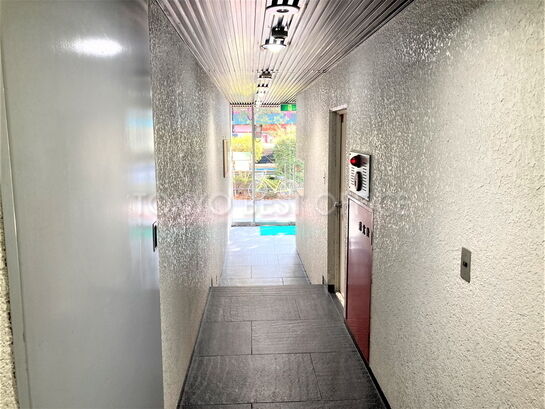 エントランスホール