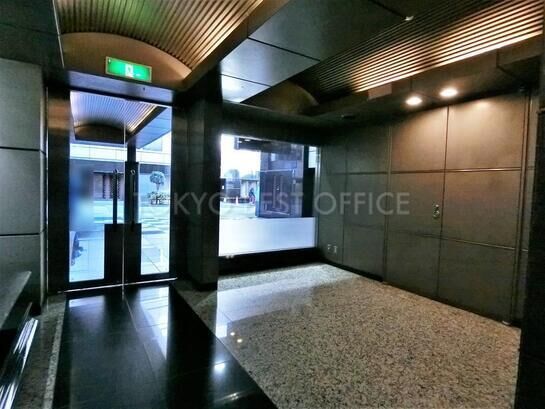 エントランスホール②