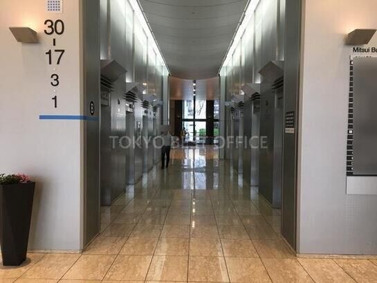 エレベーターホール