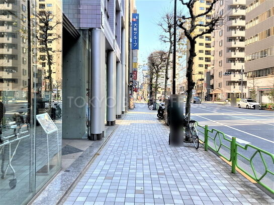 ビル周辺風景②