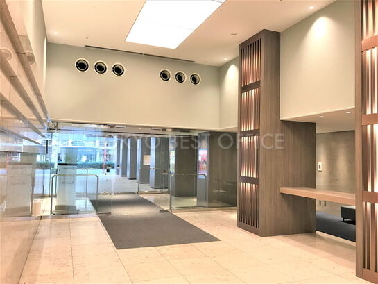 エントランスホール④