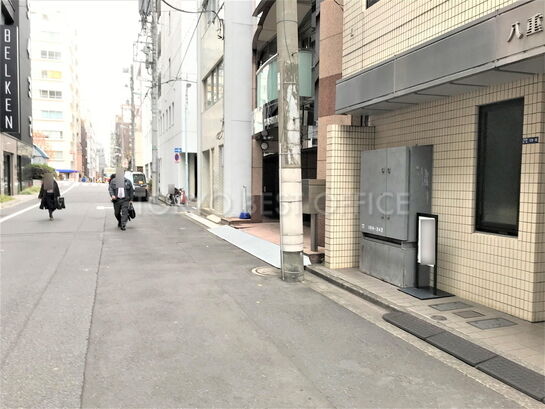 ビル周辺風景①