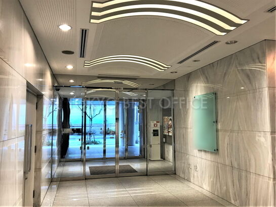 エントランスホール②