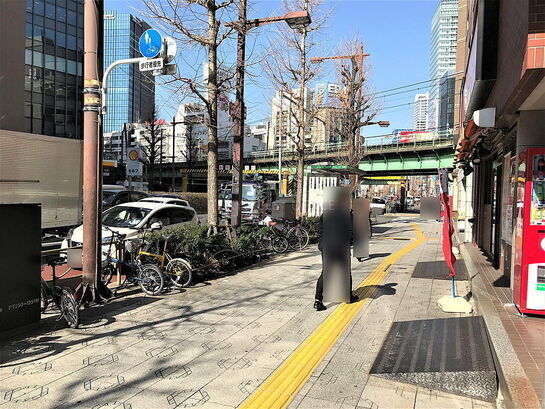 ビル周辺風景②