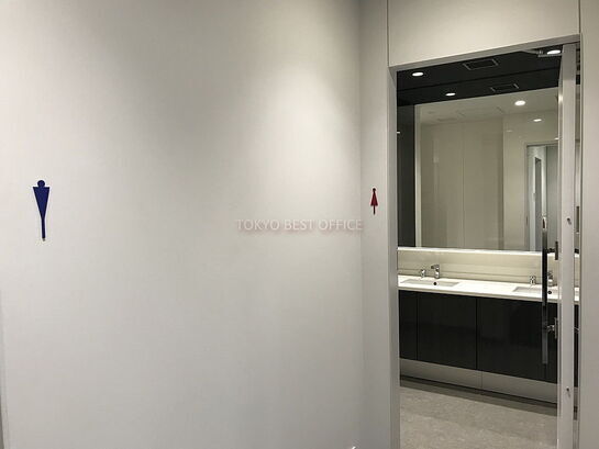 御手洗い入り口