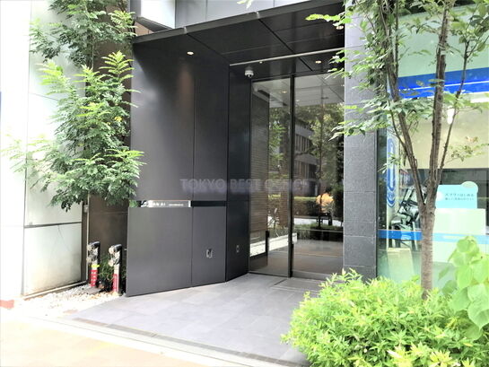 ビルエントランス①