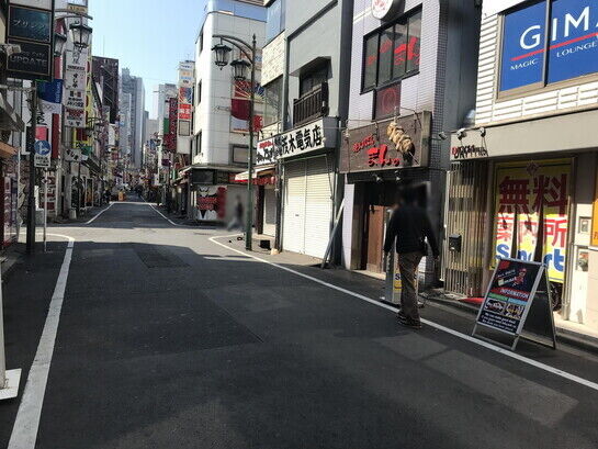 ビル周辺風景①