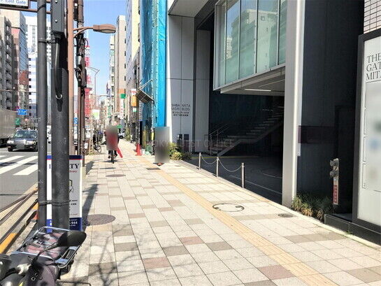 ビル周辺風景①