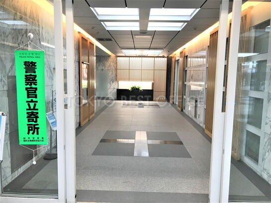 エントランスホール