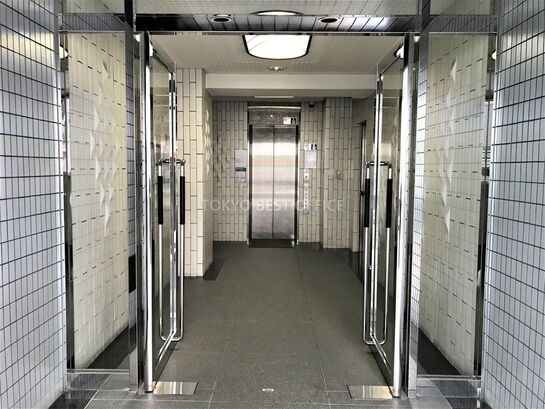 エントランスホール②