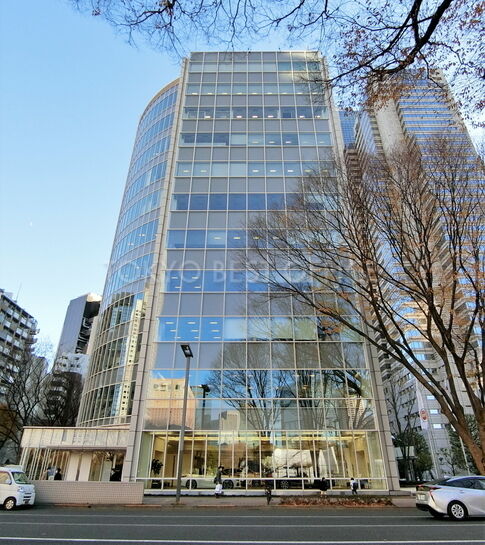 西新宿KSビル 外観①