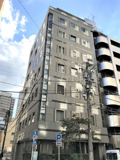 秋芳ビル外観②