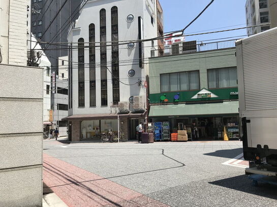 ビル周辺風景②