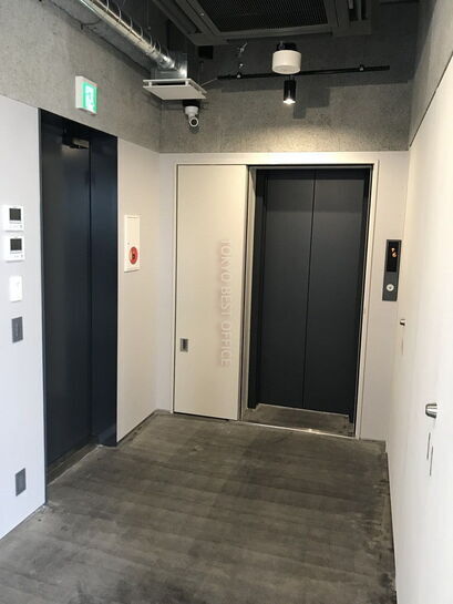 屋上階エレベーターホール