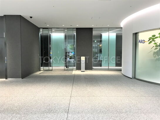 エントランスホール①