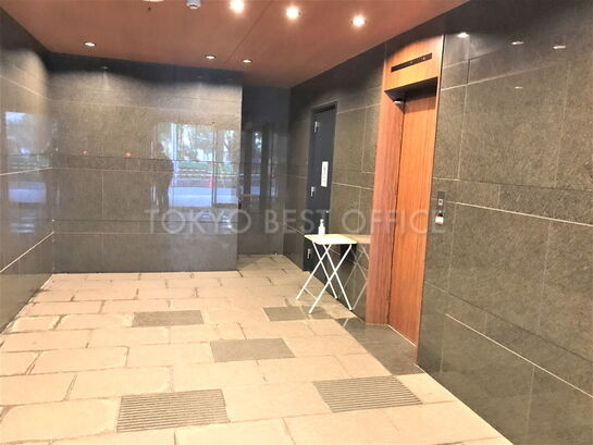 エントランスホール②